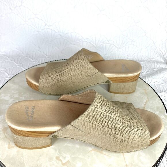 Dansko Slides Comfort Sandals Women 9.5 Taupe Textured Leather Open Toe Coastal - Picture 11 of 13
